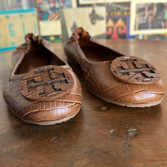 ((3 for 1 Bundle)) for the Tory Burch Flat Lover! - Picture 4 of 15